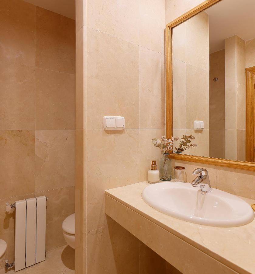 Casco Historico-Catedral Parking Incluido Apartment Овиедо Екстериор снимка